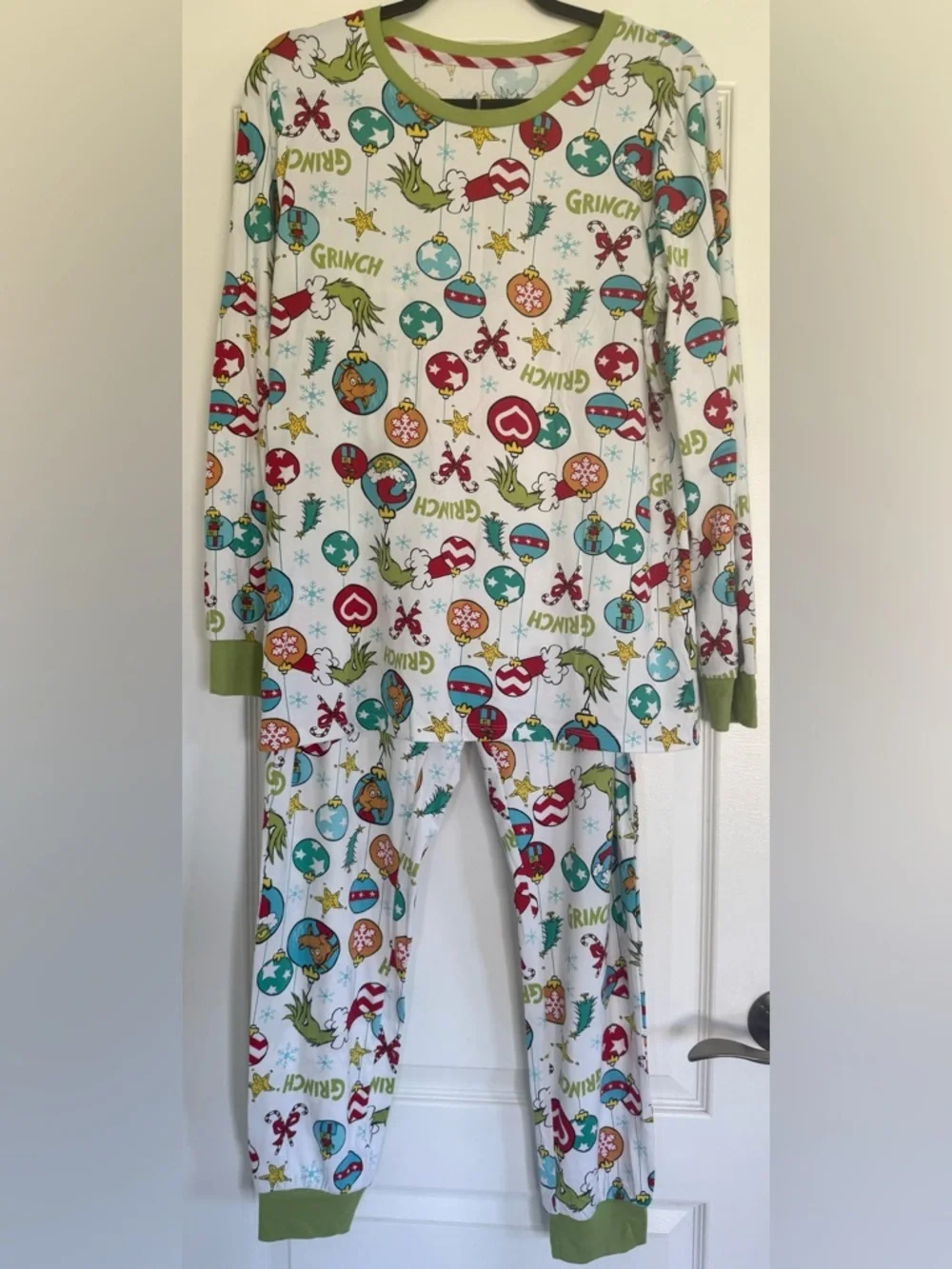 Grinch Christmas Pajamas Adult S Holiday Cozy Matching PJ Set 4/6